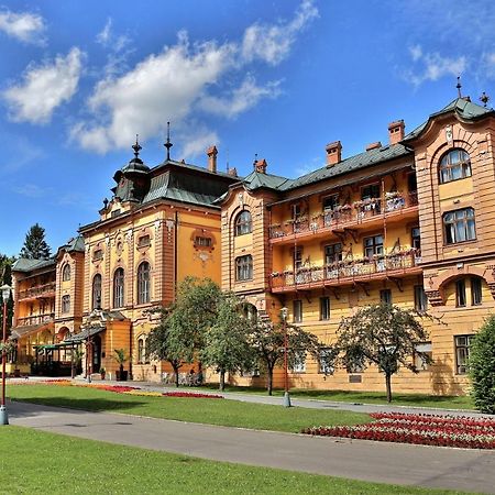 Penzion Fistra Frickovce Buitenkant foto